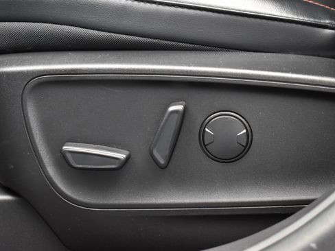 Used 2023 Ford Escape ST-Line w/ Tech Pack #1 image 9