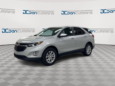 Used 2021 Chevrolet Equinox LT FWD image 4