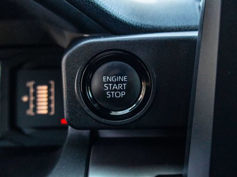 Used 2026 Toyota Tacoma SR5 RWD image 40
