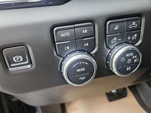 Certified 2025 GMC Sierra 2500 Denali w/ Denali Reserve Package image 31