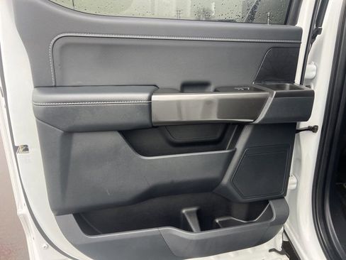 Used 2022 Ford F150 XLT w/ Equipment Group 302A High image 15