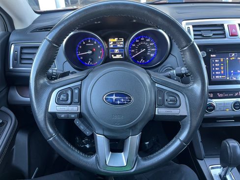 Used 2017 Subaru Outback 3.6R Limited AWD/4WD image 9