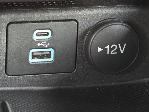 Used 2023 Ford Escape ST-Line image 10