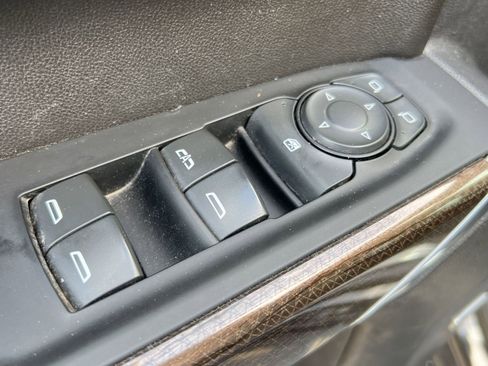 Certified 2021 Chevrolet Silverado 1500 LT Trail Boss w/ Convenience Package II image 12