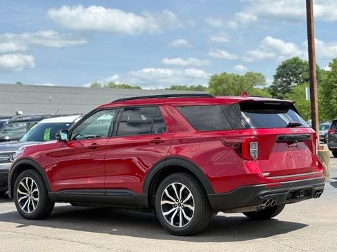 Used 2020 Ford Explorer ST w/ Premium Technology Package AWD/4WD image 45