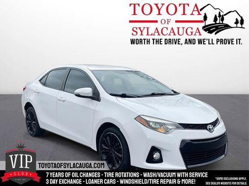 Used 2016 Toyota Corolla S image 1