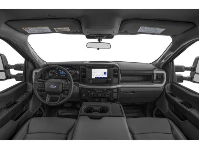 Used 2026 Ford F250 Platinum w/ Tremor Off-Road Package AWD/4WD image 4