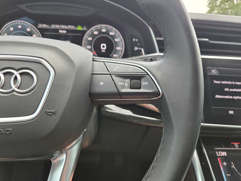 Used 2022 Audi Q7 3.0T Premium Plus AWD/4WD image 28