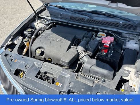 Used 2013 Lincoln MKS FWD image 10