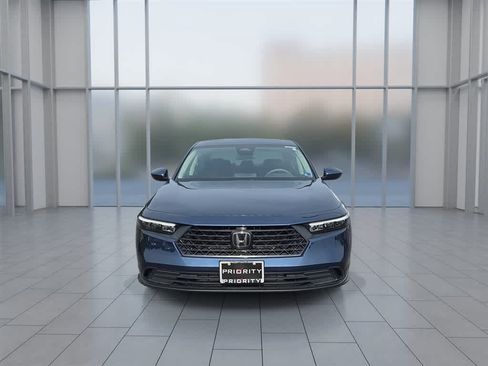 Used 2024 Honda Accord EX image 4