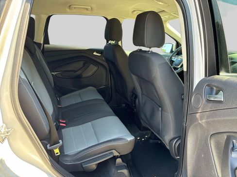 Used 2014 Ford Escape SE w/ Equipment Group 201A AWD/4WD image 11