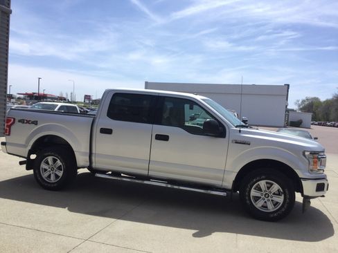 Used 2018 Ford F150 XLT AWD/4WD image 3