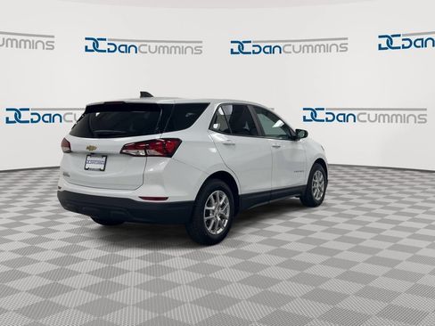 Used 2022 Chevrolet Equinox LS w/ LS Convenience Package FWD image 8