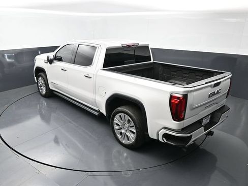 Used 2021 GMC Sierra 1500 Denali w/ Denali Ultimate Package AWD/4WD image 15