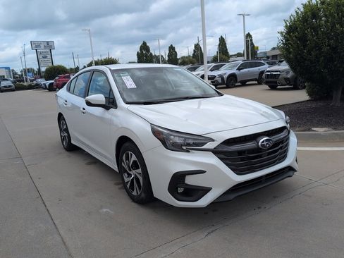 Used 2025 Subaru Legacy Premium w/ Popular Package #1A image 4