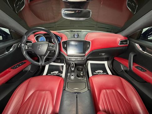 Used 2018 Maserati Ghibli S RWD image 27