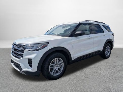 New 2026 Ford Explorer Active w/ Active Comfort Package image 7