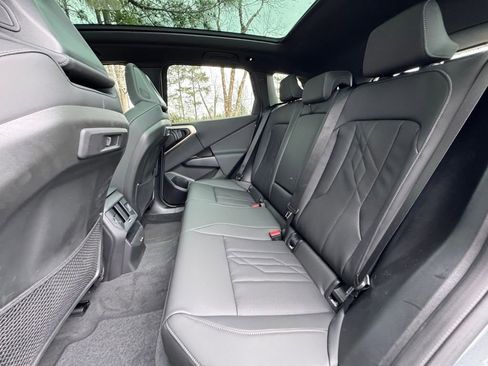 Used 2025 BMW X3 xDrive30i w/ Premium Package image 13