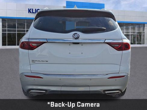 Used 2024 Buick Enclave Premium image 7