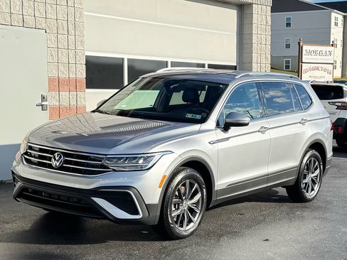 Used 2023 Volkswagen Tiguan SE image 6