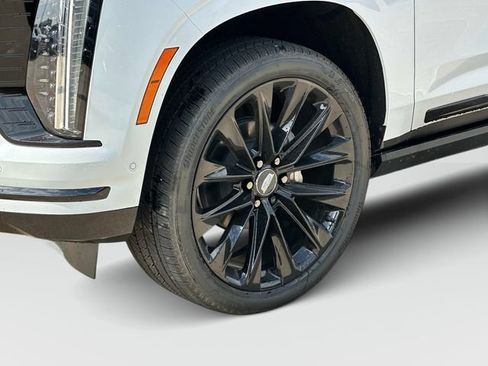 New 2026 Cadillac Escalade Platinum Sport w/ LPO, ONYX Package AWD/4WD image 17