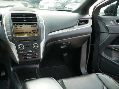 Used 2018 Lincoln MKC Premiere FWD image 23