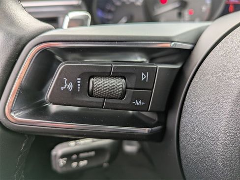 Used 2022 Porsche Macan S image 18