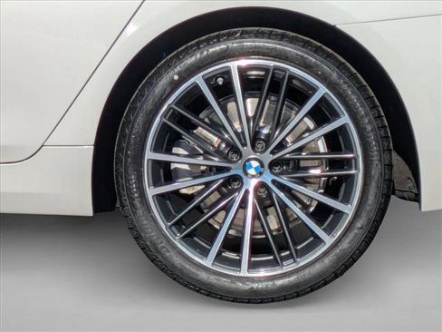 Certified 2023 BMW 530i w/ Convenience Package image 24