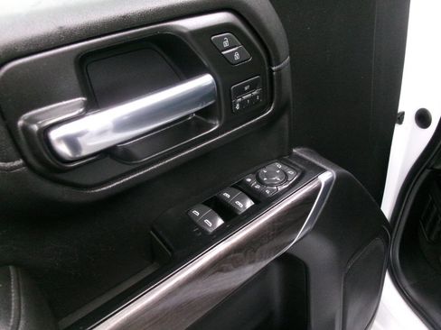 Used 2020 Chevrolet Silverado 2500 LTZ w/ LTZ Plus Package image 26