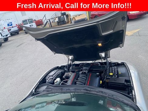 Used 1998 Chevrolet Corvette Coupe w/ Memory Pkg RWD image 5