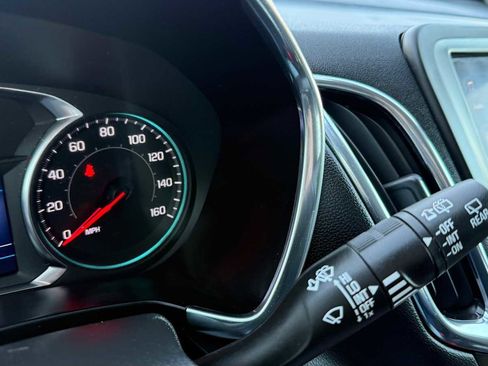 Used 2022 Chevrolet Equinox LT image 18