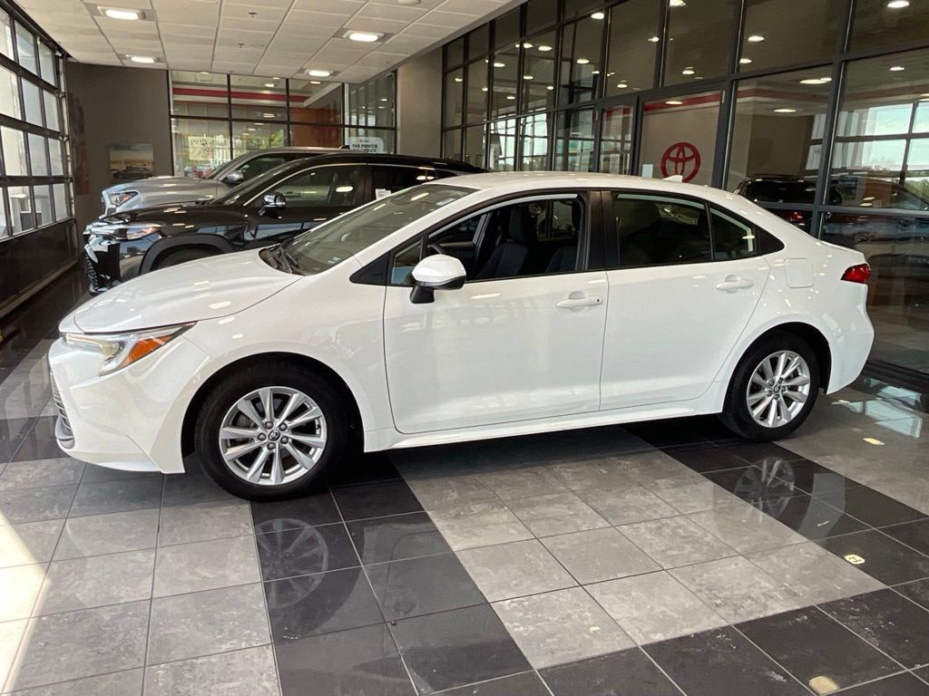 Certified 2024 Toyota Corolla LE w/ LE Convenience Package FWD image 3