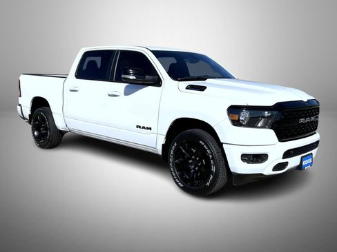 Used 2022 RAM 1500 Big Horn AWD/4WD image 3