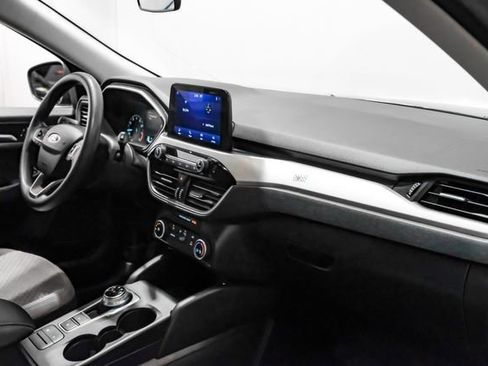 Used 2021 Ford Escape SE image 21