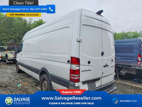 Used 2014 Mercedes-Benz Sprinter 2500 image 3