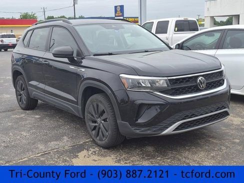 Used 2023 Volkswagen Taos S FWD image 1