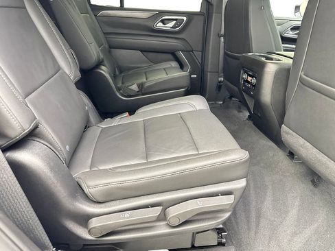 Used 2024 Chevrolet Tahoe Z71 w/ Luxury Package AWD/4WD image 42