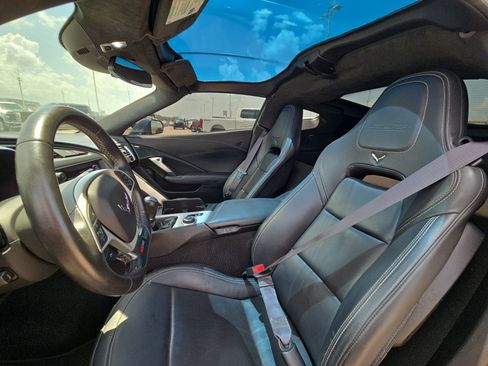 Used 2015 Chevrolet Corvette Z06 w/ 3LZ Preferred Equipment Group RWD image 15