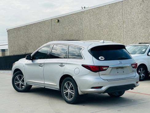 Used 2017 INFINITI QX60 FWD w/ Premium Plus Package image 8