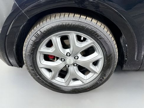 Used 2016 Kia Sorento SX image 38