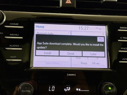 Certified 2020 Toyota Camry SE FWD image 14