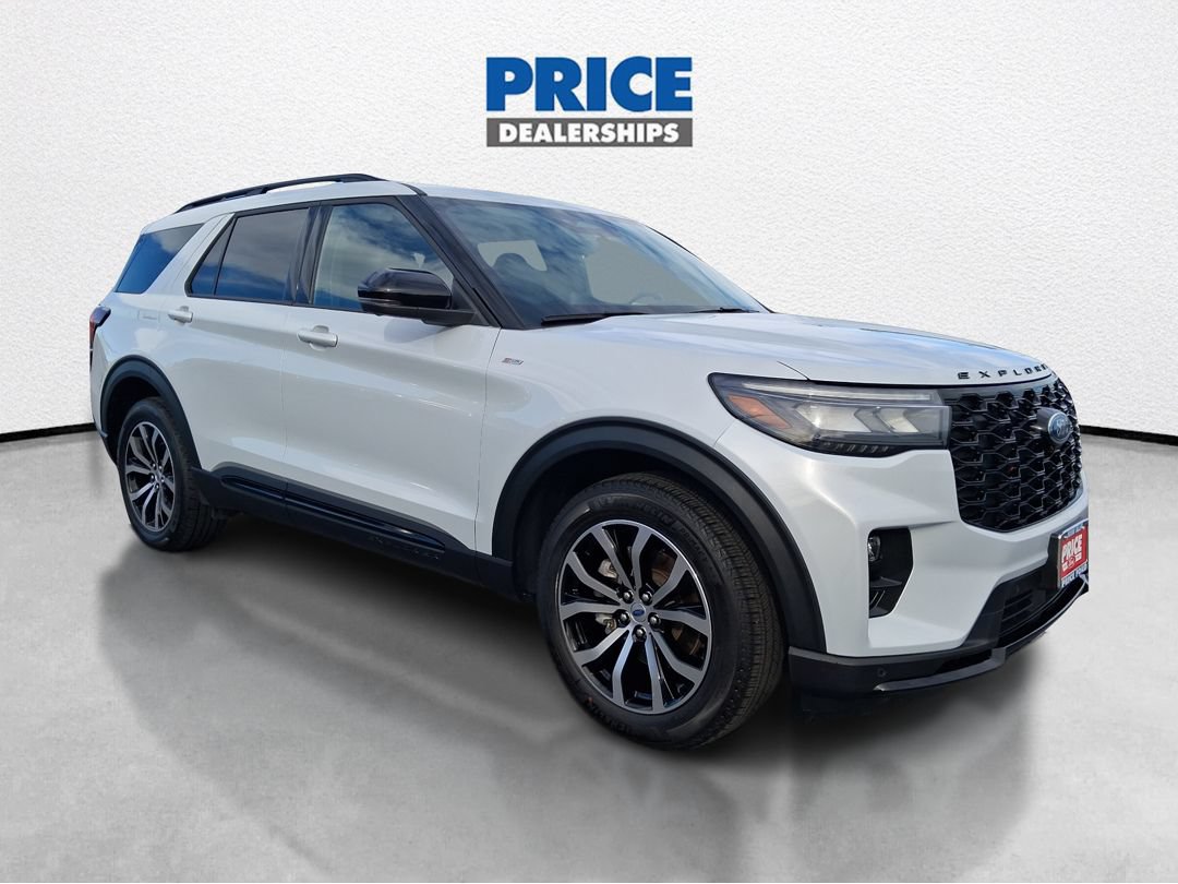 Used 2026 Ford Explorer ST-Line AWD/4WD image 1