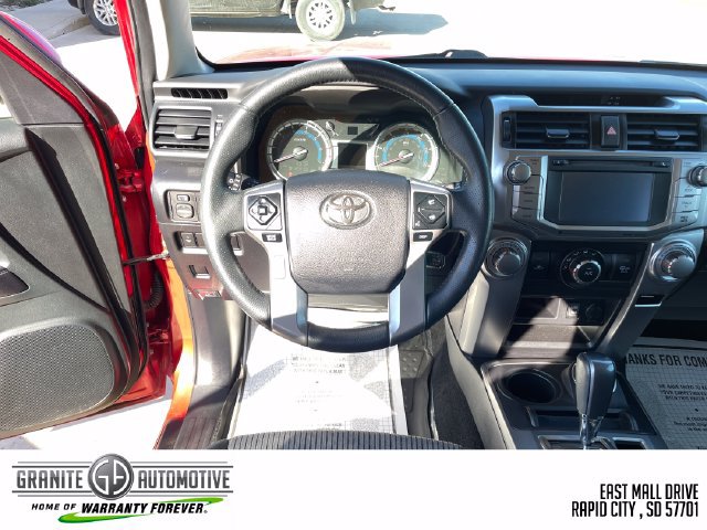Used 2016 Toyota 4Runner SR5 AWD/4WD image 15