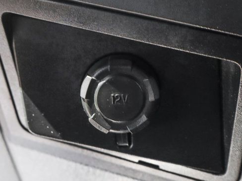 Used 2013 Ford F550 2WD Crew Cab Super Duty w/ Payload Upgrade Pkg image 27