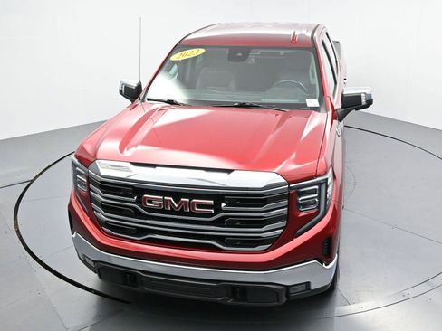 Used 2023 GMC Sierra 1500 SLT w/ SLT Convenience Package AWD/4WD image 42