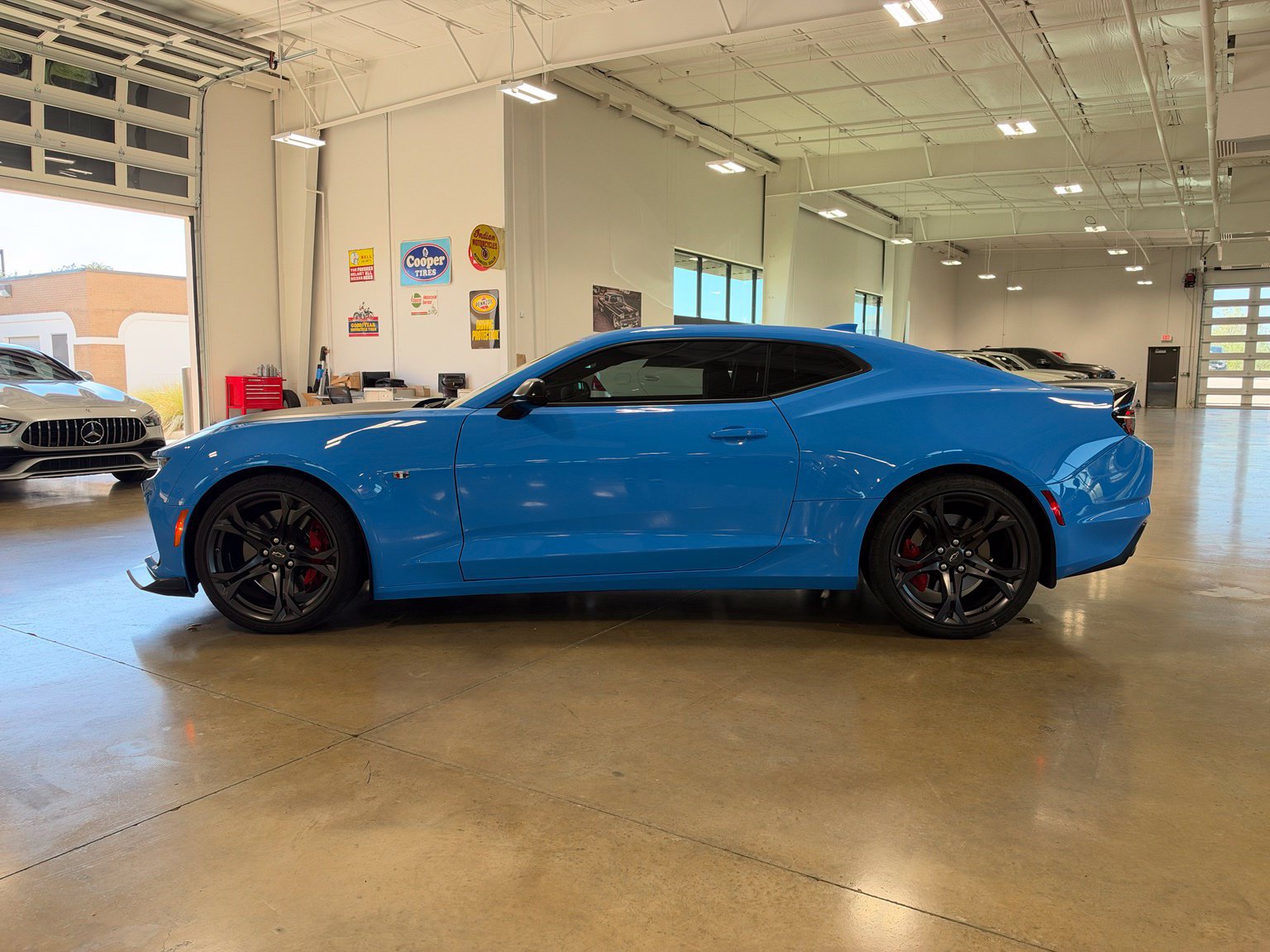Used 2022 Chevrolet Camaro SS RWD image 5