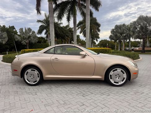 Used 2002 Lexus SC 430 Convertible RWD image 3