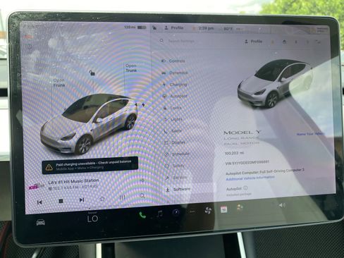 Used 2021 Tesla Model Y Long Range image 11