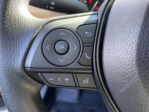 Used 2025 Toyota RAV4 LE image 29