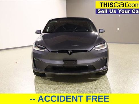 Used 2022 Tesla Model X Plaid image 2